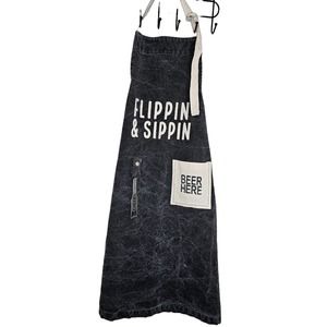 Flippin & Sippin Grill Apron Beer Holder & Opener Grey Mens Mud Pie